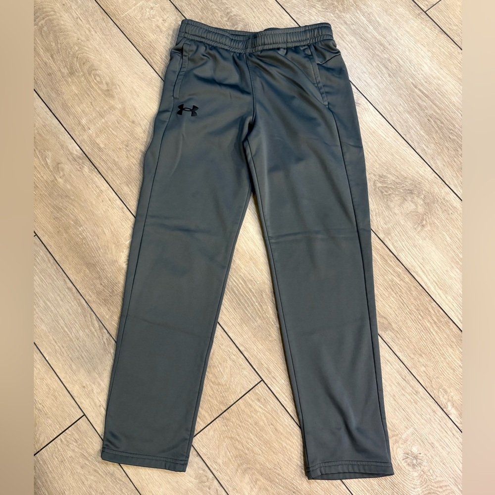 Under Armour boys Charcoal Joggers